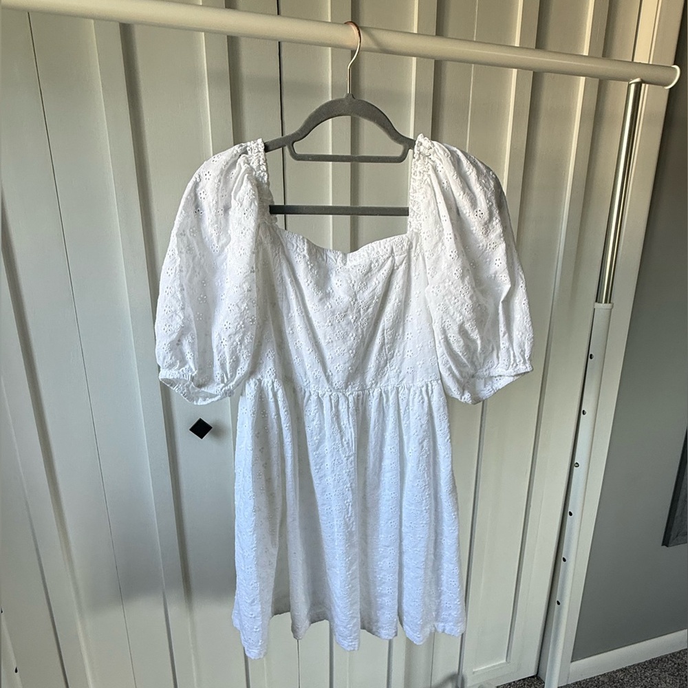 American Eagle Outfitters White Eyelet Dress